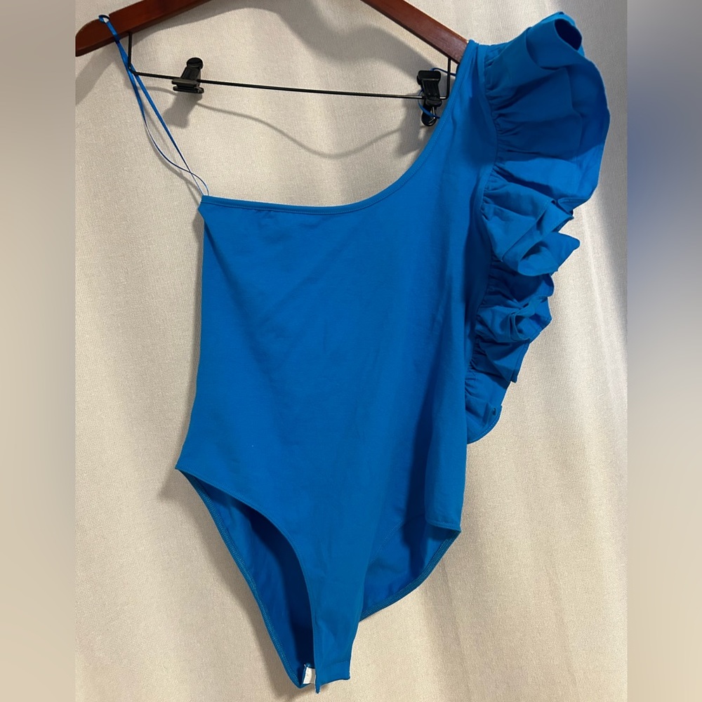 3/$25 ZARA bodysuit one shoulder ruffles. BNWT